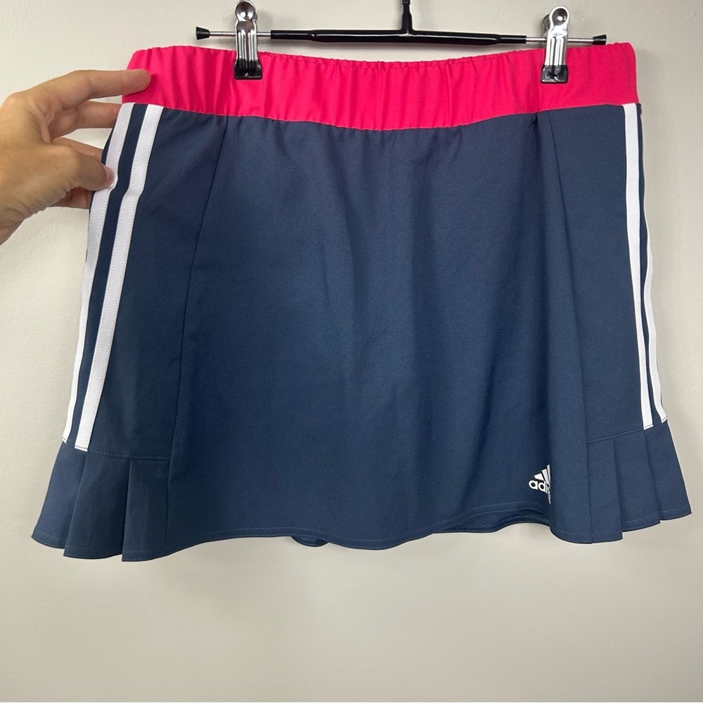 Adidas mini skort skirt with undershorts SZ M/L